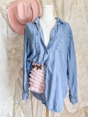 Banana Republic Chambray Button Up Shirt Oversized Denim Soft Girl Layering